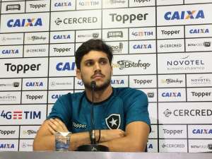 Igor Rabello revela oferta da Udinese, mas diz focar Botafogo e exalta equipe