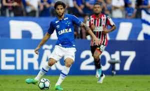 Cruzeiro estuda ceder jogador ao São Paulo para segurar Hudson