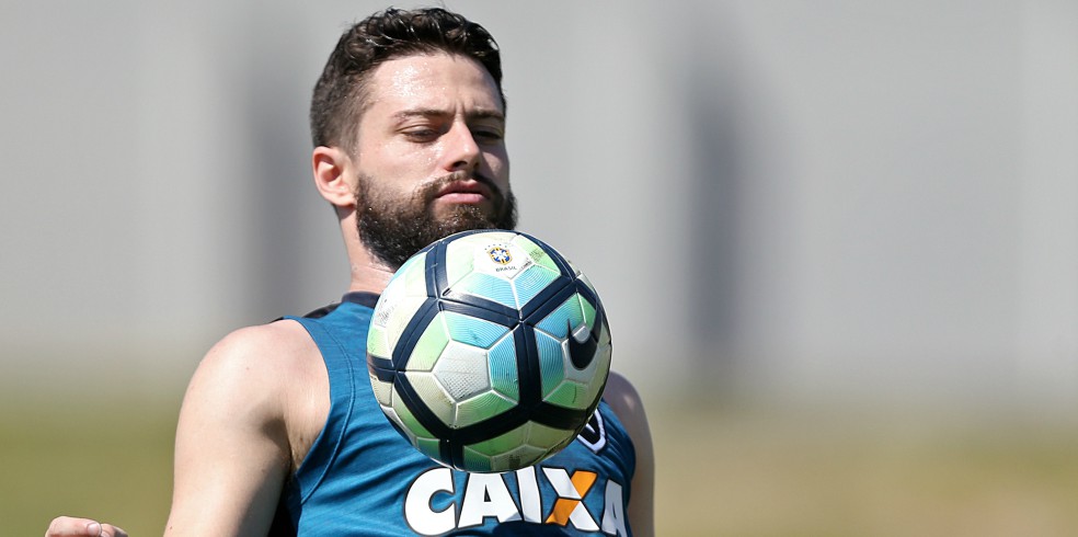 João Paulo quer Botafogo organizado e efetivo nas conclusões contra o Atlético-MG