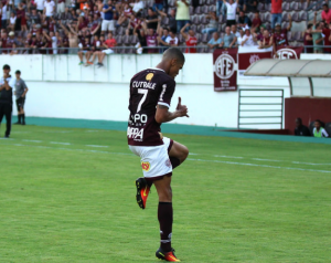 Ferroviária 3 x 2 Santos - Com a melhor campanha, Locomotiva vai à semifinal