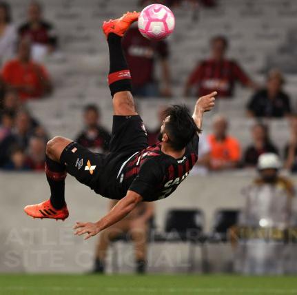 Furacão empatou em casa com a Chapecoense. Foto: Fábio Wosniak - CAP
