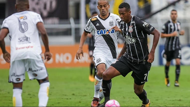 Cássio culpa defesas de Aranha pela derrota do Corinthians em Campinas