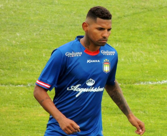 Régis vai disputar o Paulistão pela primeira vez (Foto: Fabrício Cortinove / São Caetano)