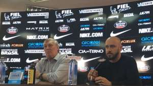 Flávio Adauto nega relaxamento e vê queda do Corinthians como algo 'natural'