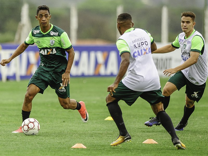 Série B: Atacante do América espera jogo ‘para frente’ diante do Guarani