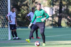 Victor lamenta queda de Levir, mas prevê Santos 'mobilizado' contra o Atlético-MG