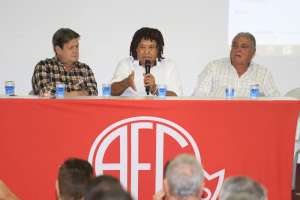 Atolado em dívidas, América de Rio Preto pode fechar parceria com grupo chineses