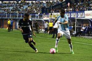 Júnior Dutra destaca bom desempenho do Avaí fora de casa antes de pegar o Coritiba