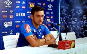 Robinho admite falta de ritmo e quer usar fim de ano para se firmar no Cruzeiro