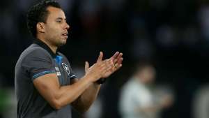 Se reeleito, presidente do Santos vai tentar contratar técnico do Botafogo