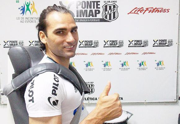 Léo Gamalho continua em processo de transição e não viajou para Salvador