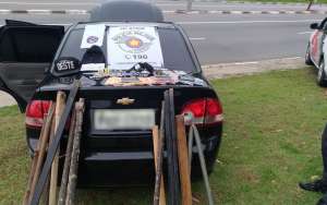 Horas antes do clássico, torcedores do Corinthians são presos com armas e drogas