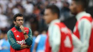 Sem colombianos, Palmeiras vai apostar na volta de Willian diante do Vitória