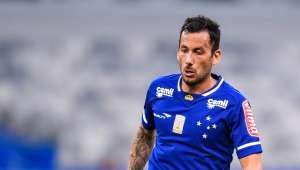 Após três meses, Ariel Cabral se recupera e volta aos treinos no Cruzeiro