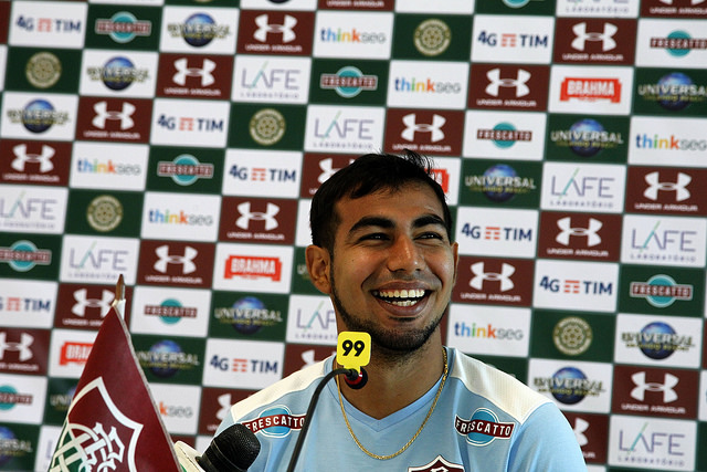 Sornoza celebra vitória em clássico e garante: ‘Momento do Flu é muito bom’