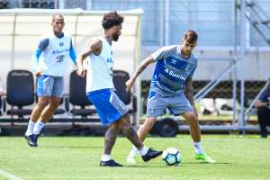Grêmio poupa Luan, Edilson, Geromel, Kannemann e Arthur para encarar a Ponte
