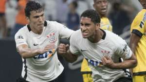 Especulado no São Paulo, zagueiro Pablo, do Corinthians, se esclarece em nota oficial