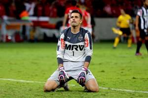 Atlético-MG e Grêmio anunciam fim de pendências judiciais por Victor e Werley