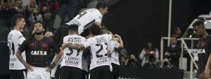 BRASILEIRÃO: Corinthians vence, deixa Santos e Palmeiras para trás e já comemora