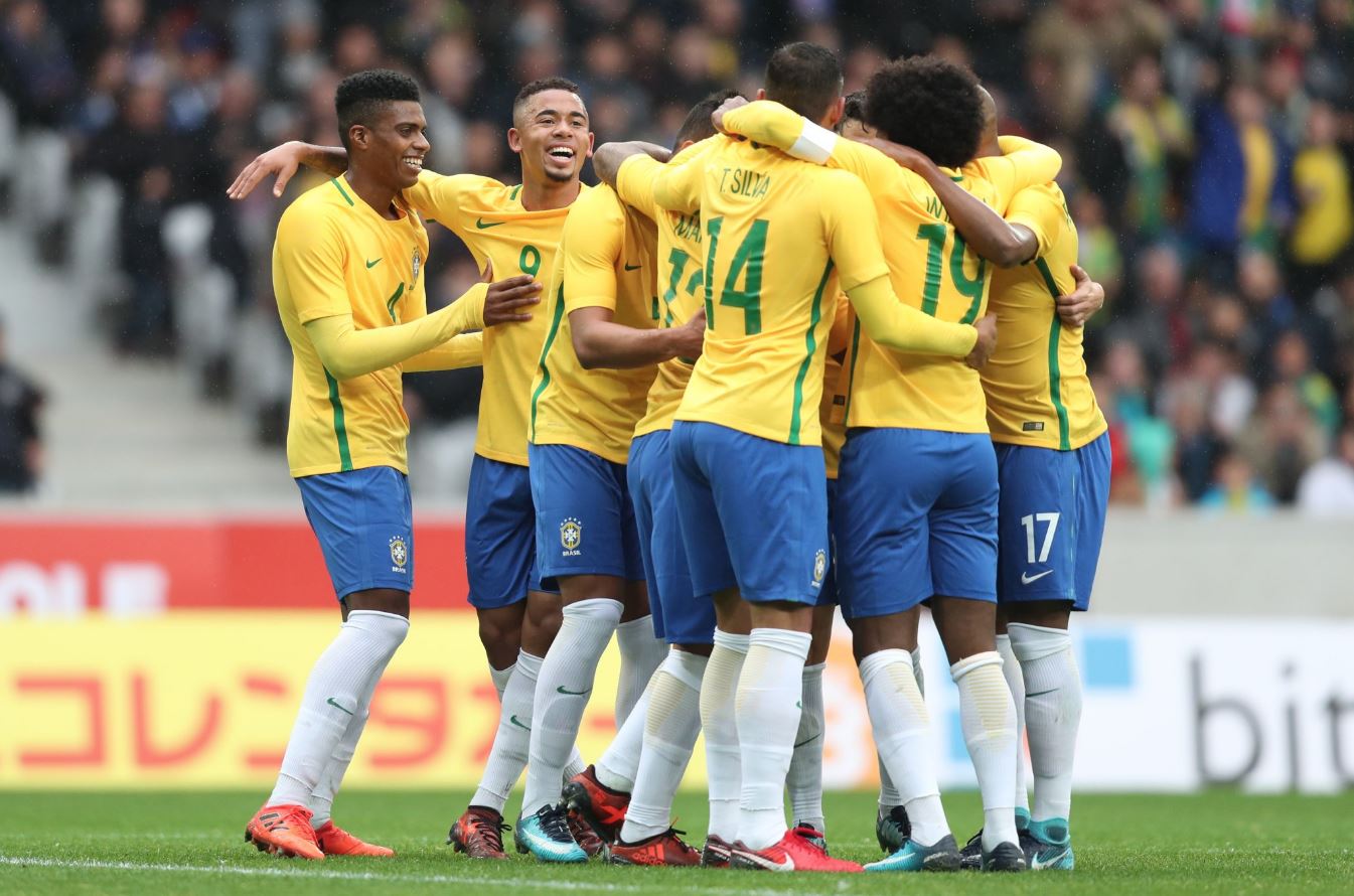 Fernandinho vê Brasil manter padrão com mudanças: ‘Merecemos a vitória’