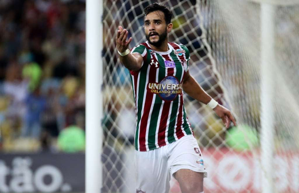 Fluminense chega a dois meses de salários atrasados e busca alternativas