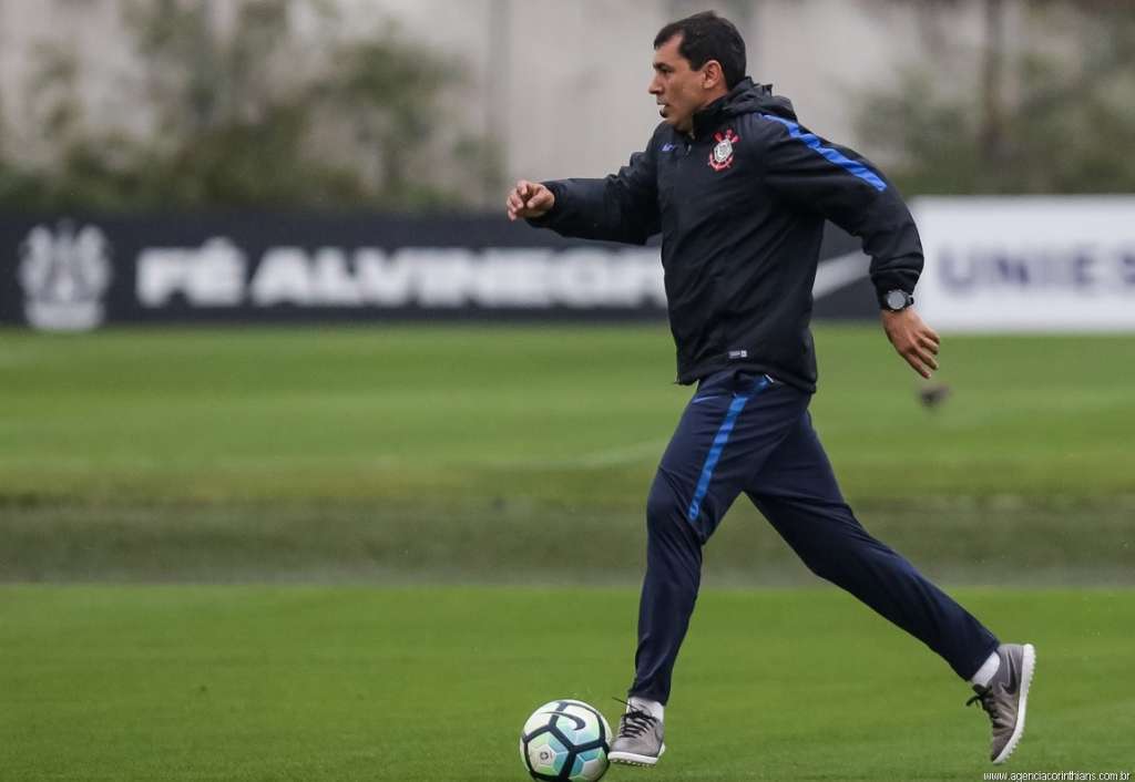 O técnico Fábio Carille não vai comandar nenhum treinamento antes do jogo deste sábado