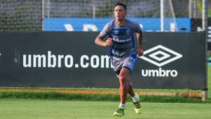 Barrios volta a treinar, mas Marcelo Grohe e Edilson viram desfalques no Grêmio