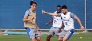 Grêmio busca minimizar frustração por atuar contra o Vitória longe da Arena
