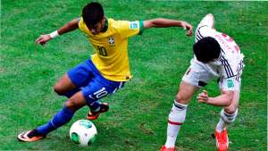 Com baixa média, drible agoniza no 'mecânico' futebol brasileiro