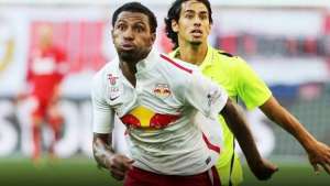 Atlético-MG e Grêmio inciam conversas para repatriar ex-zagueiro do São Paulo