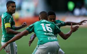 Palmeiras 2 x 0 Flamengo - Deyverson brilha e Verdão volta a vencer, só que é tarde..