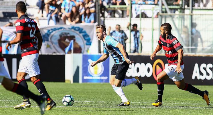 Vitória deu muito trabalho para o Grêmio no empate em Caxias do Sul