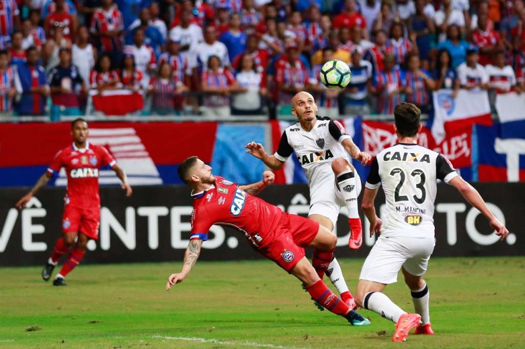 Com desfalques, Oswaldo valoriza empate do Atlético-MG em Salvador