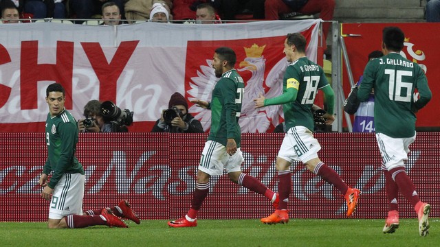 AMISTOSOS: Sem Lewandowski, Polônia é derrotada pelo México