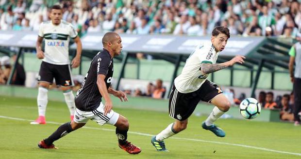 Eduardo Baptista quer manter mesma escalação da Ponte Preta para premiar jogadores
