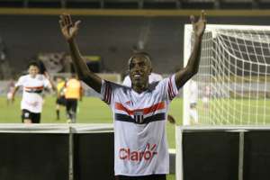 Paulistão: Botafogo espera definir renovações com Samuel Santos e Francis