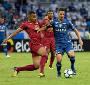 Thiago Neves celebra 'melhor ano da carreira' e aconselha Diogo Barbosa a ficar