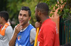 São Paulo vai ao Sul defender sequência invicta no Brasileirão diante do Grêmio