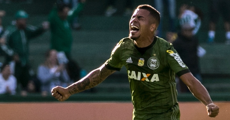 Após perder Diogo Barbosa para o Palmeiras, Cruzeiro tenta contratar Thiago Carleto 2 0002050279391 img
