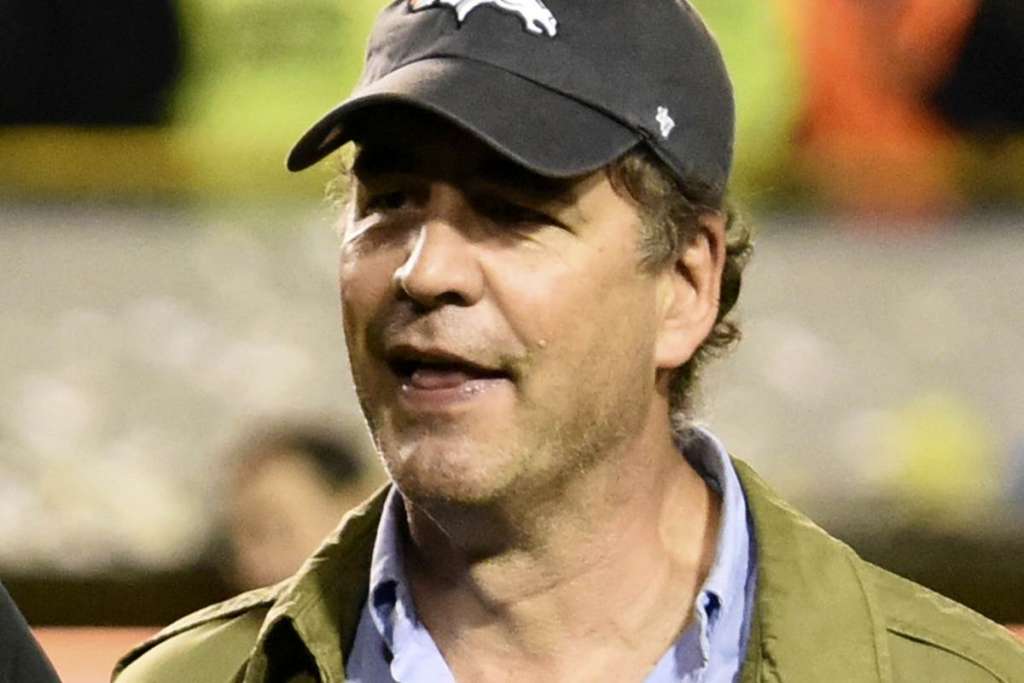  Julio Grondona delatou emissoras que teriam usado suborno por direito de transmissão.