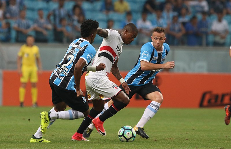 Jucilei reconhece má atuação do São Paulo contra Grêmio e já pensa no Botafogo