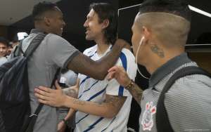 Cássio dá a volta por cima no Corinthians e sonha com Copa do Mundo