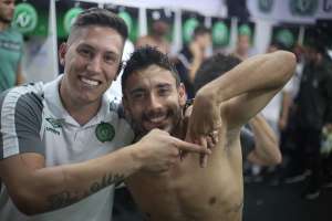 Chape comemora permanência na Série A da mesma forma dos campeões da Sul-Americana, VEJA!