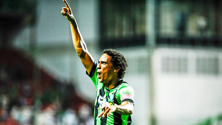 Série B: A uma vitória do título, zagueiro do América-MG prega humildade