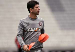 Atlético-PR vai ter muitas mudanças para se reabilitar no jogo contra o Vasco