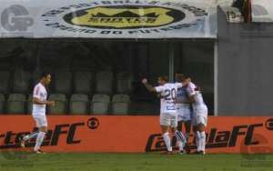 Alisson enaltece reservas do Grêmio e ressalta importância da vitória do Santos