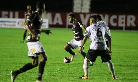 Internacional e Ferroviária encontraram caminhos para sobreviver no Interior paulista