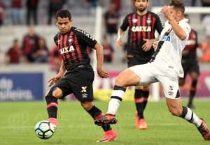 Após derrota, Zé Ricardo vê 'resultado justo' e admite erros do Vasco