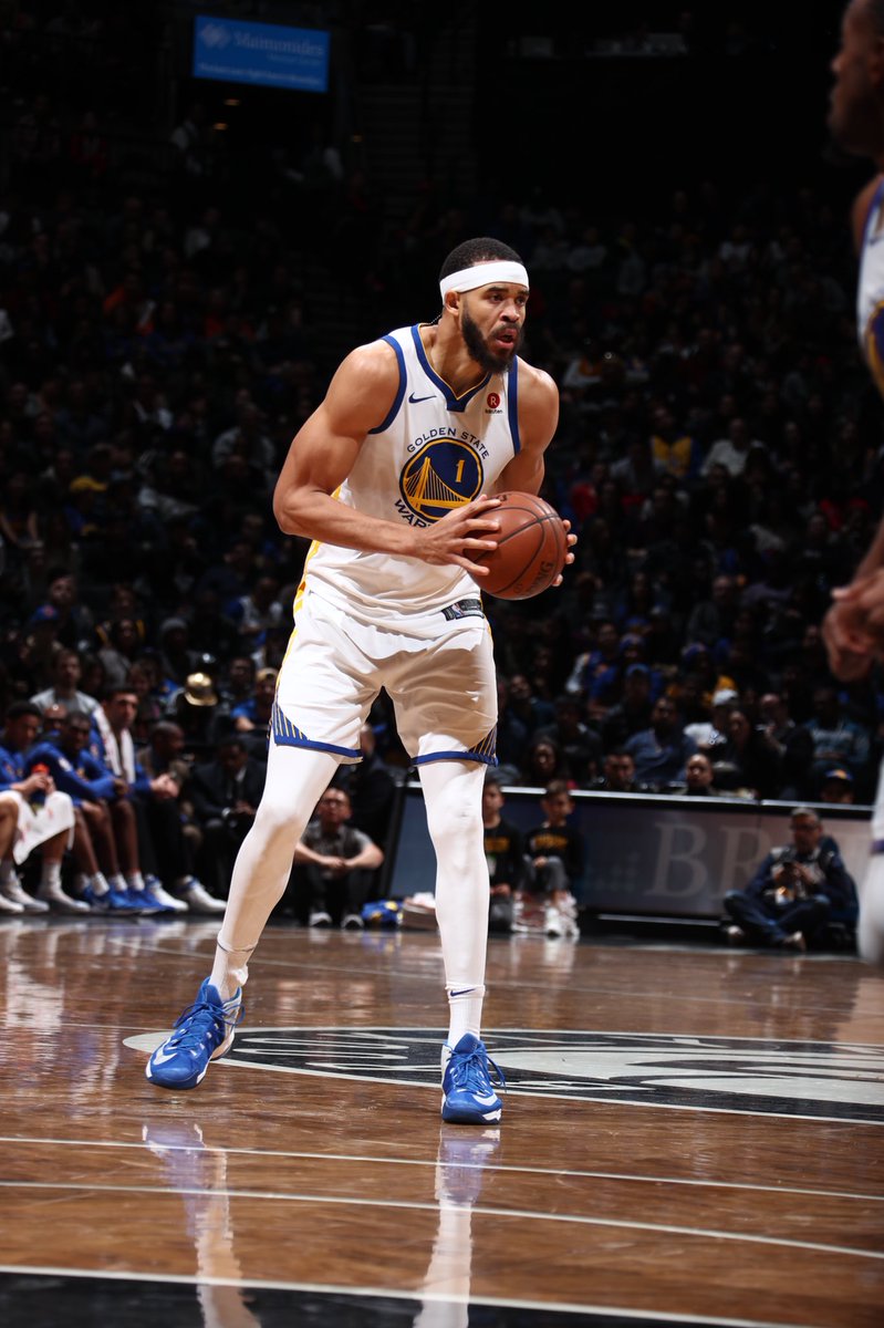 NBA: Warriors sofre, mas segura Nets no fim e vence mais uma