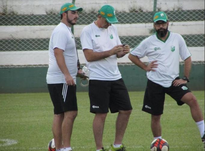 Paulista A3: Rio Preto contrata ex-lateral do Cruzeiro e ala conhecido da torcida